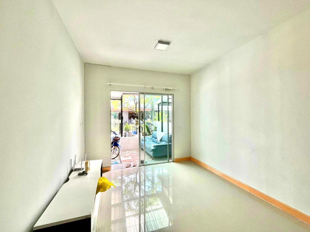 รูป 🏡✨บ้านทาวน์โฮม 2 ชั้น โซนรัษฎาทำเลดี เดินทางสะดวก ใกล้สิ่งอำนวยความสะดวกครบ 🏡✨ - รูปที่ 13/17