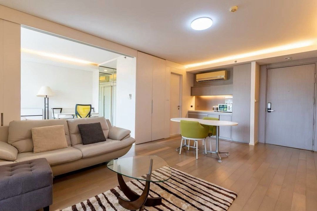 รูป ขาย 1 ห้องนอน ไซส์ใหญ่ ทำเลทองหล่อ ราคาต่ำกว่าตลาด  - รูปที่ 2/15
