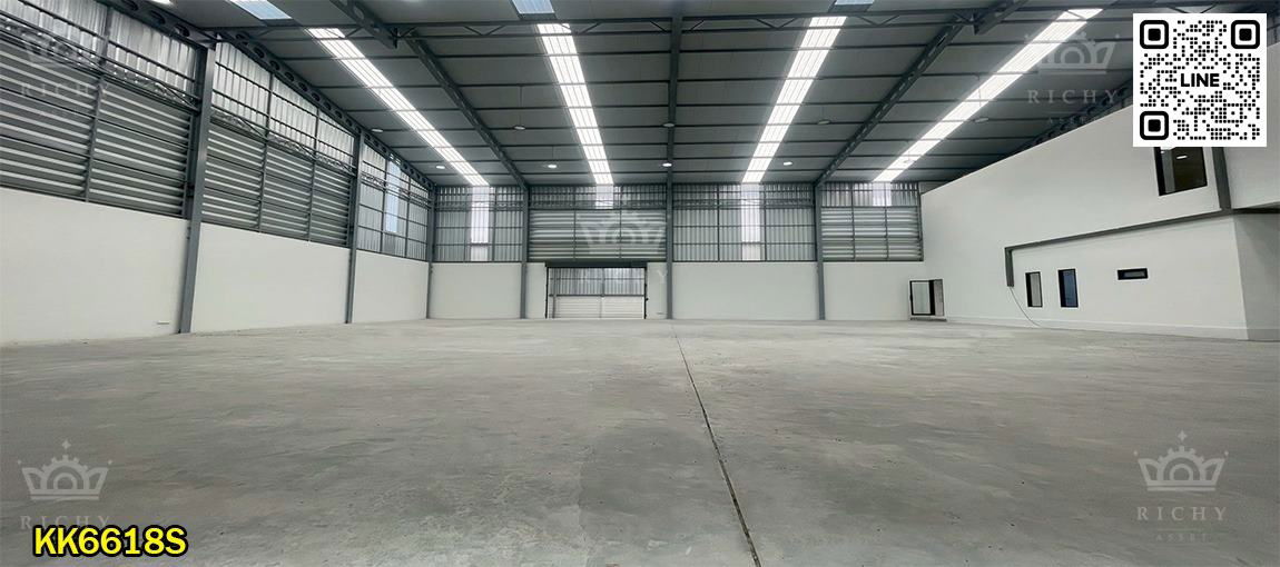 รูป ผ่อนตรงกับโครงการได้ โรงงานใหม่ สไตล์ Contemporary โดนเด่นที่ดีไซด์ คุณภาพวัสดุสูง เย็นสบาย พื้นที่ใช้สอย 970 ตารางเมตร สีม่วงใกล้ถนน 4 เลนส์  - รูปที่ 10/13