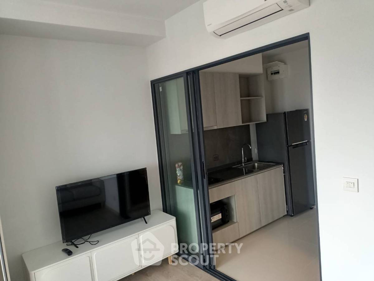 picture 1-BR Condo at The Tree Pattanakarn-Ekkamai near ARL Ramkhamhaeng (ID 1817409) - 2/8