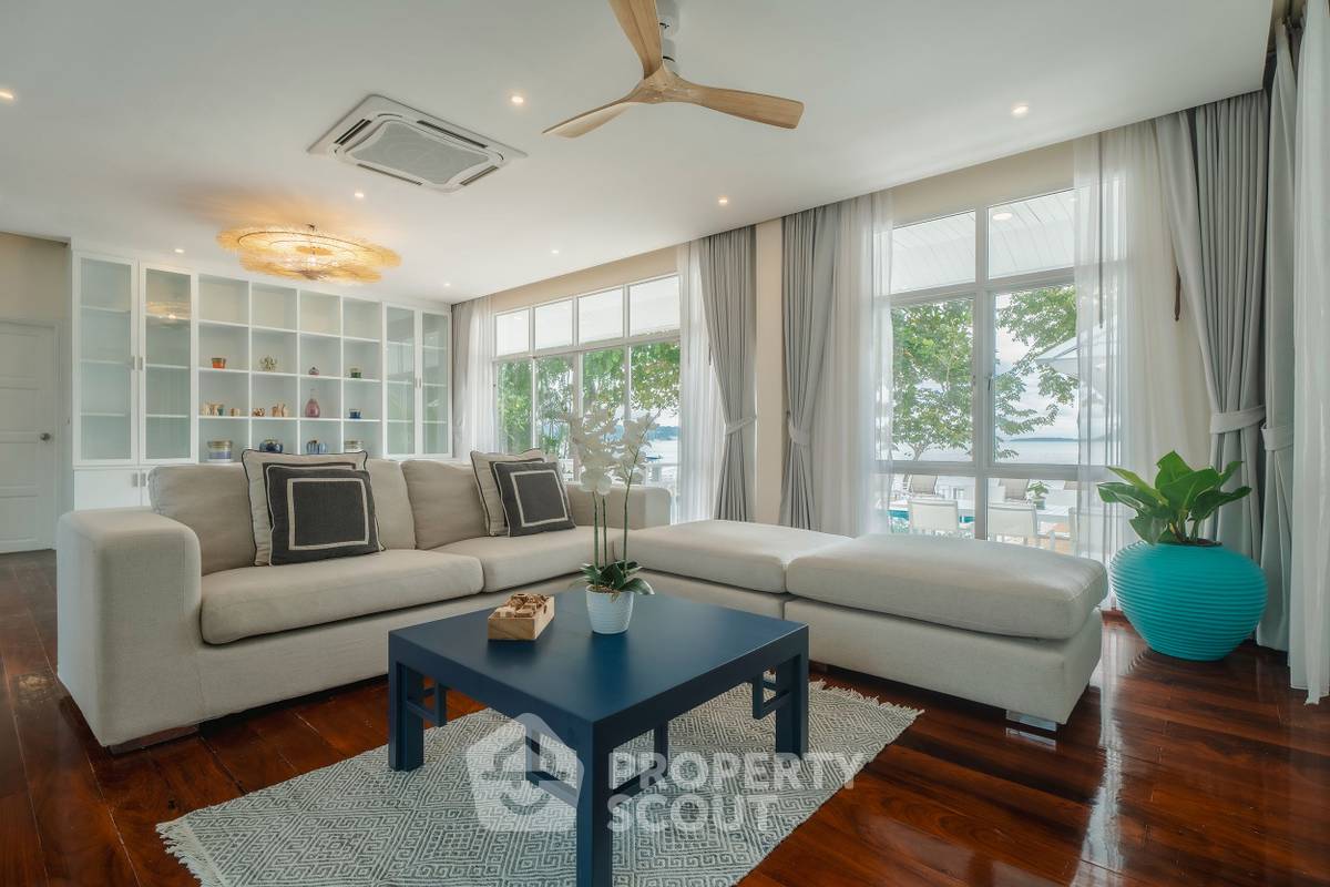 picture 4-BR Villa close to Chalong (ID 2005362) - 14/35