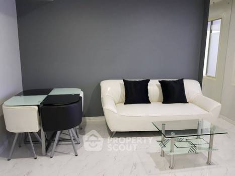 picture 1-BR Condo at Lumpini Ville Cultural Center near MRT Huai Khwang (ID 371829) - 2/11