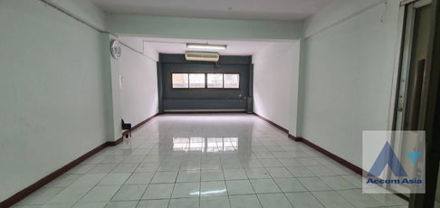 🔼🔽 AccomA 📩 Home Office,Office 3 BR Townhouse in Bang Na (AA36959)