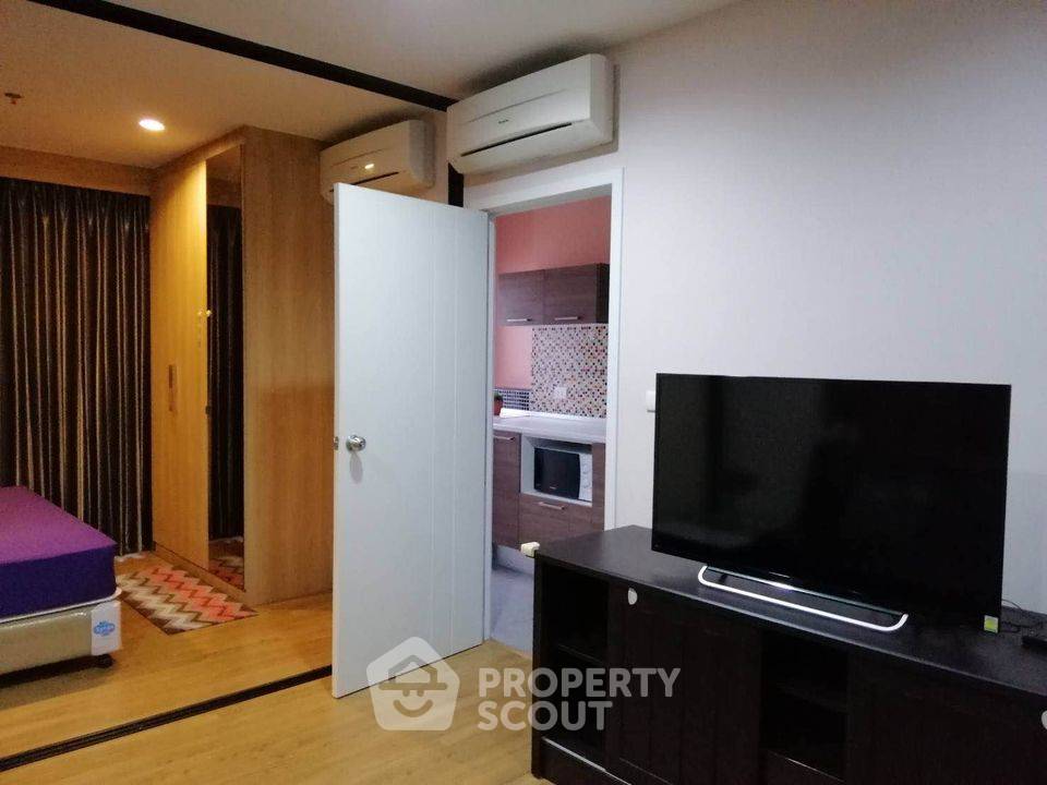 picture 1-BR Condo at The Tree Interchange near MRT Bang Pho (ID 1868626) - 2/9