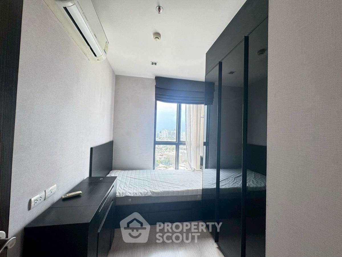 picture 2-BR Condo at Rhythm Sukhumvit 44/1 near BTS Phra Khanong (ID 2210422) - 3/12