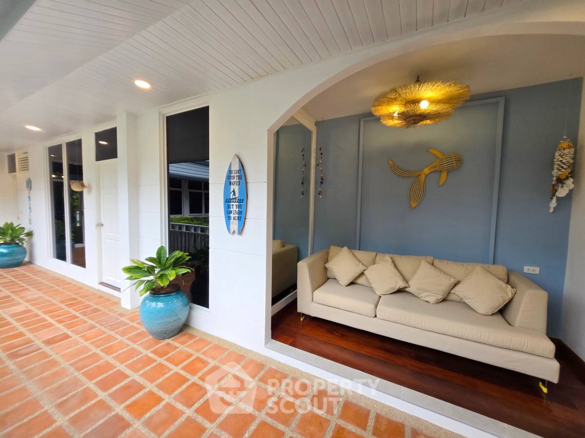picture 4-BR Villa close to Chalong (ID 2005362) - 8/35