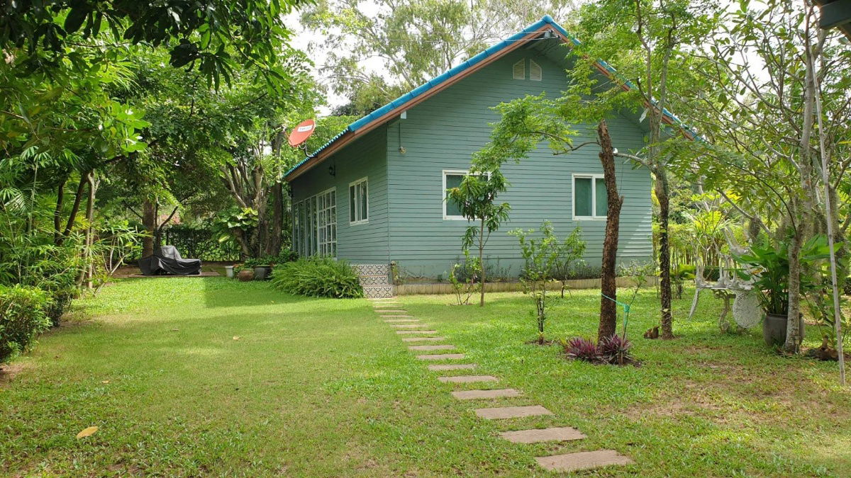 รูป บ้านเช่า หมู่บ้านเนินน้ำ บางละมุง ชลบุรี บ้านสวย สวนใหญ่  - รูปที่ 9/13