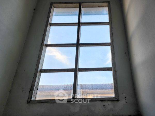 picture 3-BR House in Sala Thammasop (ID 2016493) - 8/15