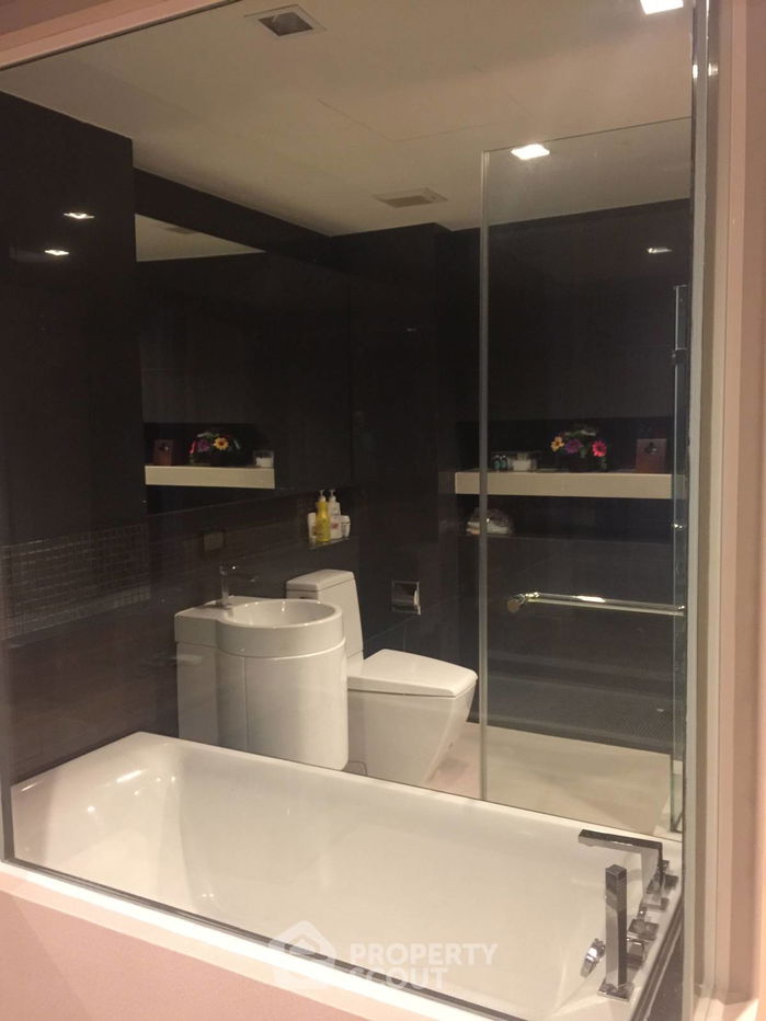 รูป คอนโด 2-ห้องนอน ที่ ริธึ่ม สาทร ใกล้ BTS สะพานตากสิน (ID 594247) - รูปที่ 10/11
