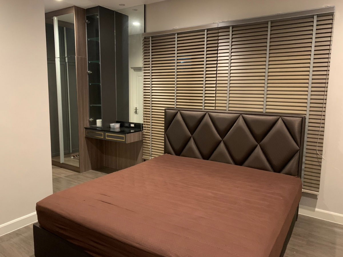 picture For rent Bangkok Boulevard Rama5 - 11/14