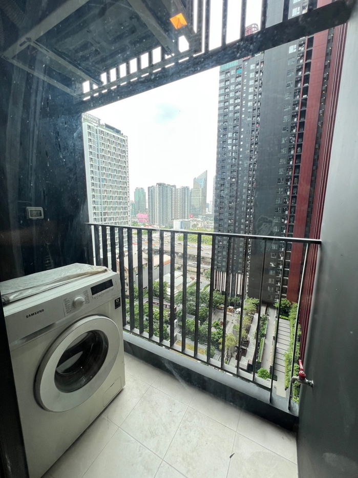 picture 🔥 Pay less than 20K, but get a view and space worth more!, Life Asoke Rama9 🔥 - 8/8