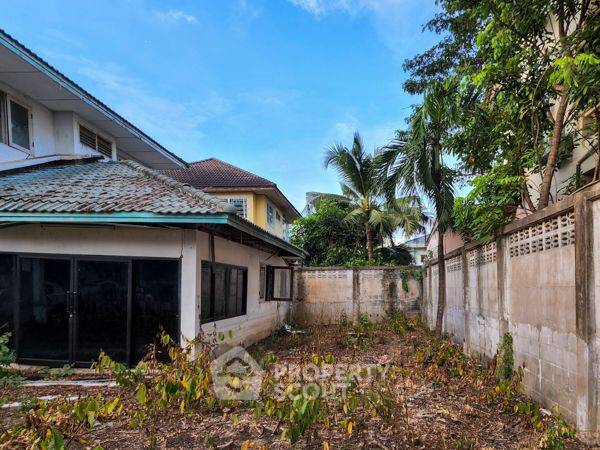picture 3-BR House in Sala Thammasop (ID 2016493) - 13/15