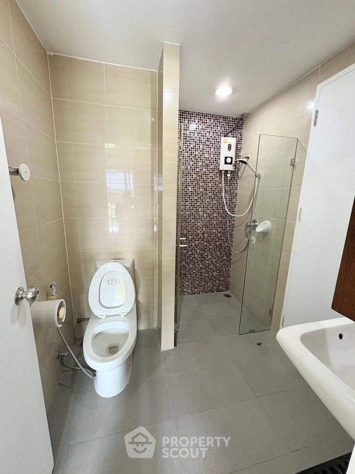 picture 1-BR Condo at Sense Sukhumvit Condominium near BTS Udom Suk (ID 2211089) - 4/11