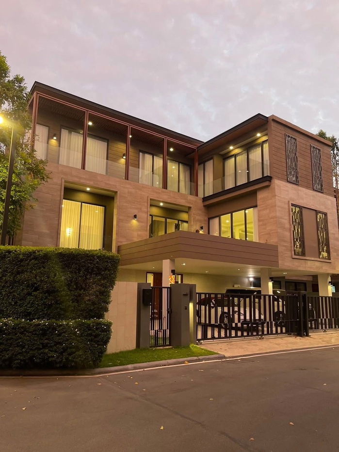 รูป ให้เช่าบ้านหรู Vana Residence 3 ชั้น 4 ห้องนอน มีลิฟต์ พร้อมเข้าอยู่ - รูปที่ 2/13