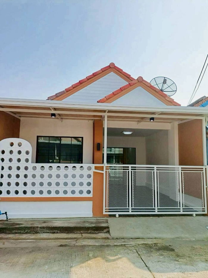 รูป ขาย ทาวน์เฮ้าส์ 20 ตร.ว. หมู่บ้านวรารักษ์ รังสิต- คลองสาม ปทุมธานี - รูปที่ 1/11