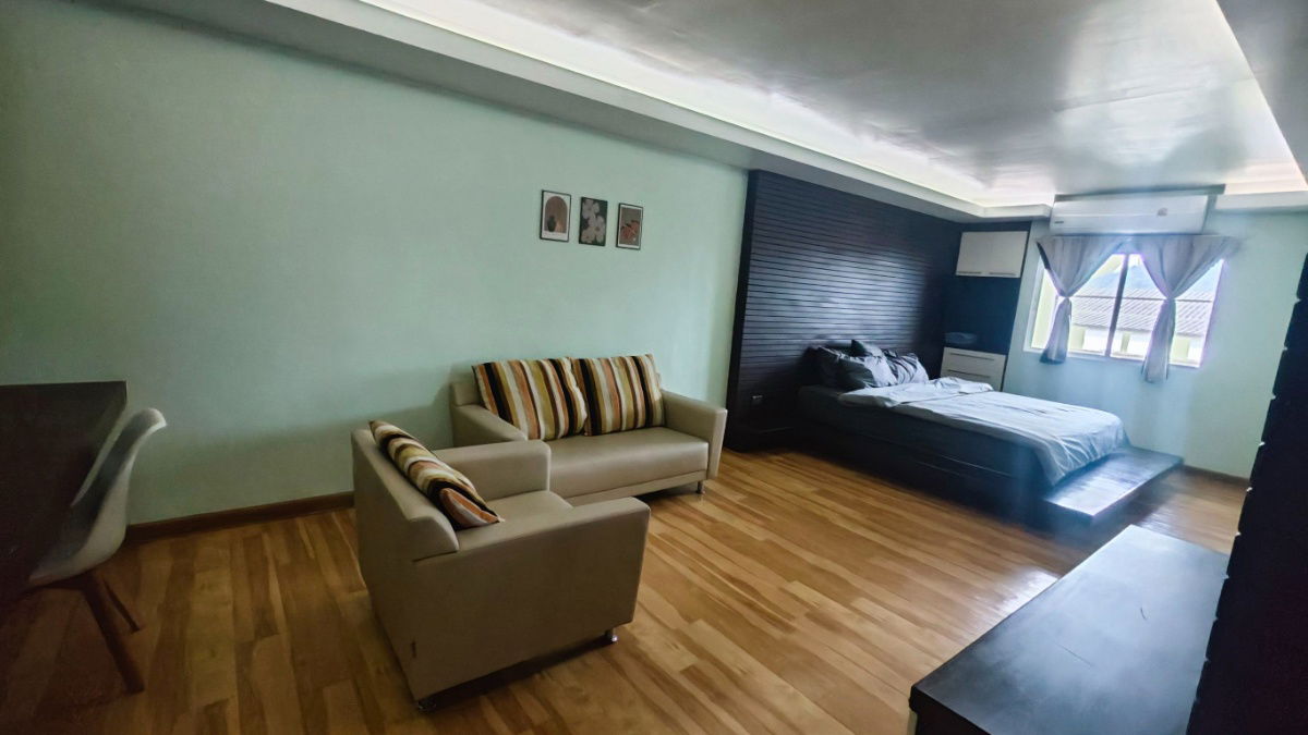 picture 3 Bedrooms apartment in the center of Phuket  - 12/14