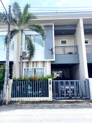 ทาวน์โฮม ถลาง ภูเก็ต : 🏡ทาวน์โฮมตามสภาพ โซนถลาง ใกล้โรบินสัน สภาพดีพร้อมเข้าอยู่  เดินทางสะดวก ใกล้สิ่งอำนวยความสะดวกครบ 🏡 