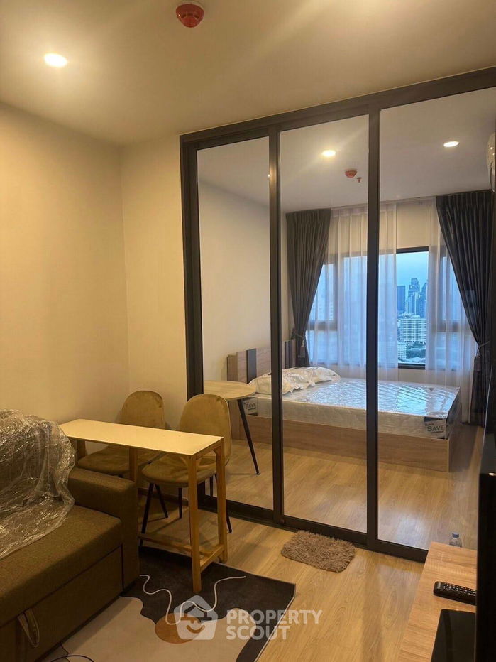 รูป คอนโด 1-ห้องนอน ที่ ไลฟ์ พระราม 4 - อโศก ใกล้ MRT ศูนย์การประชุมแห่งชาติสิริกิติ์ (ID 2209973) - รูปที่ 4/11