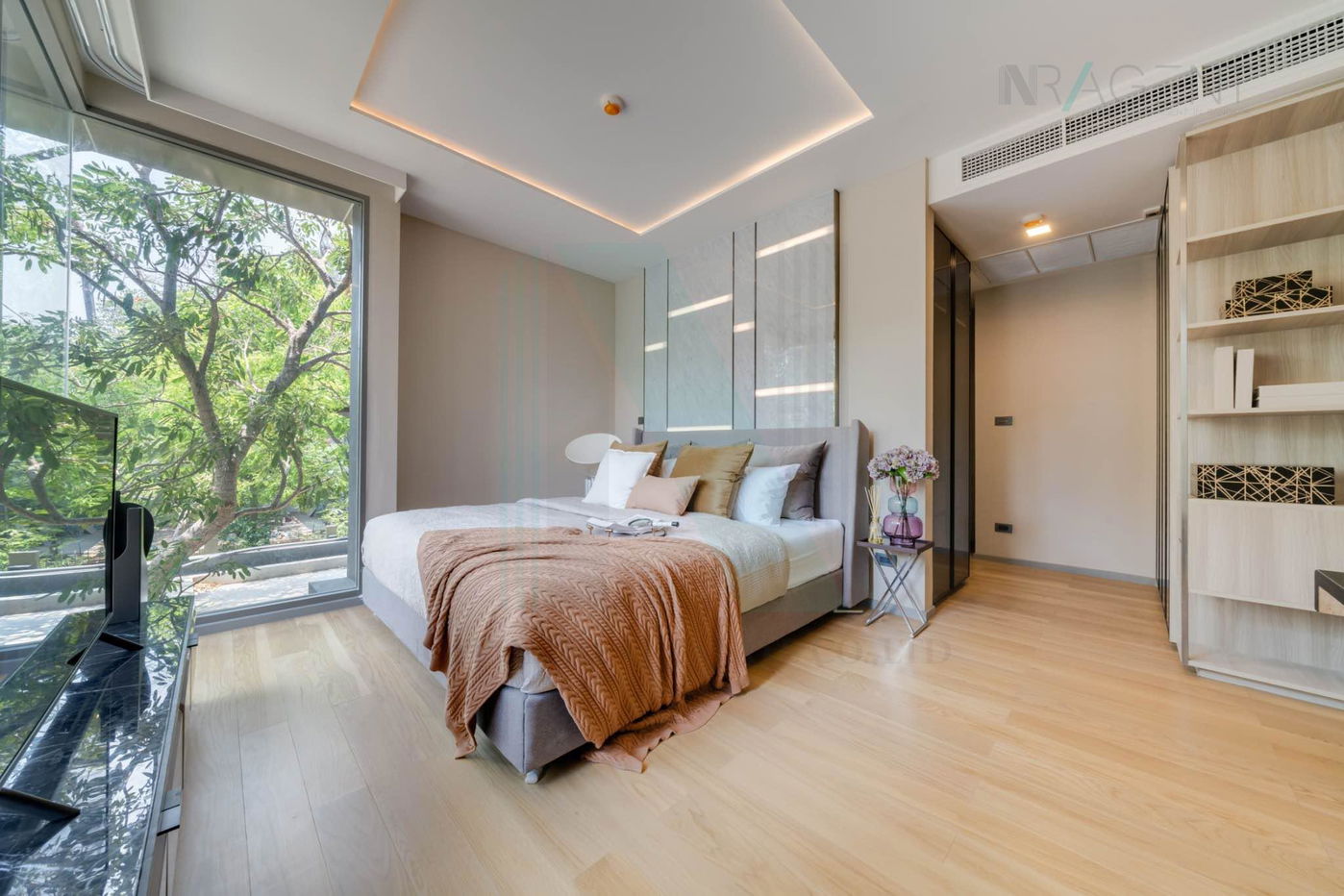 picture For Rent Condo FYNN SUKHUMVIT 31 Building 1, Floor 2,3 bed room, Room size 117.00 sqm - 4/8