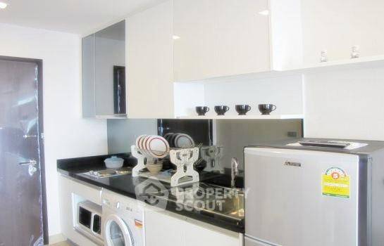 picture 1-BR Condo at Sky Walk Residences near BTS Phra Khanong (ID 510227) - 4/13