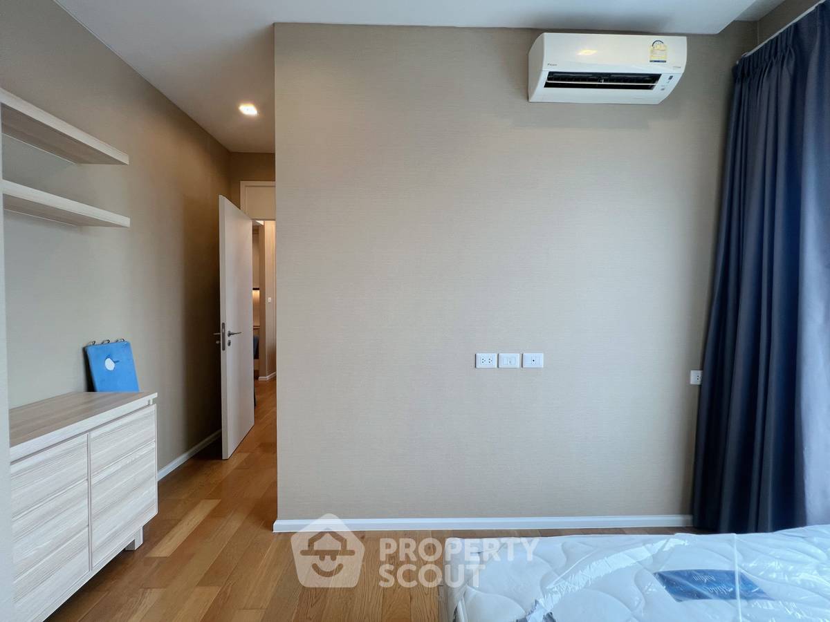 picture 1-BR Condo at The Saint Residences near MRT Phahon Yothin (ID 2110306) - 7/11