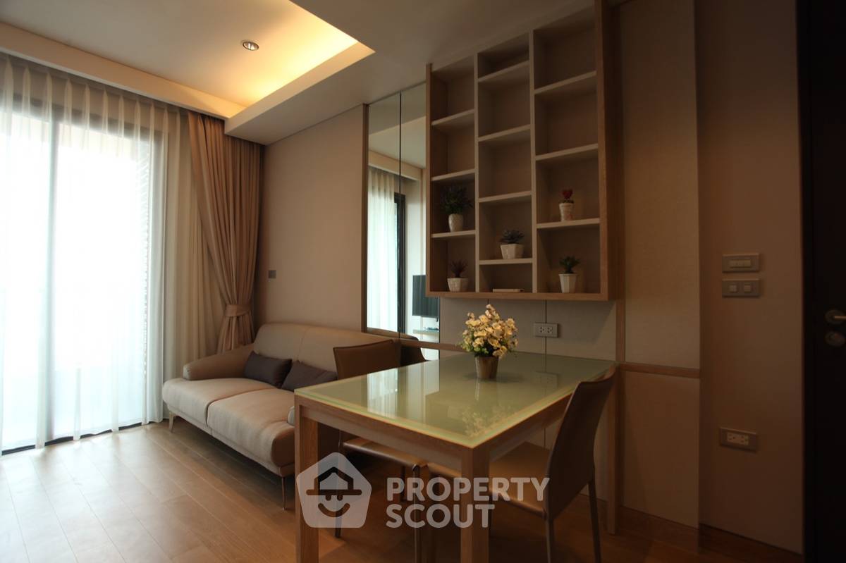 รูป คอนโด 1-ห้องนอน ที่ เดอะ ลุมพินี 24 ใกล้ BTS พร้อมพงษ์ (ID 824371) - รูปที่ 1/4