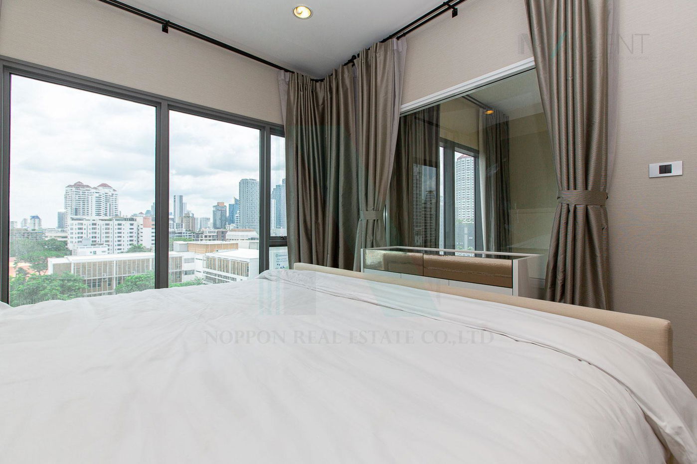 รูป 📌 ให้เช่าคอนโด เดอะ เครสท์ สุขุมวิท 24 อาคาร  ชั้น 8 Duplex 2 ห้องนอน ขนาด 125.58 ตรม ใกล้ ห้างสรรพสินค้าเอ็มโพเรียม - รูปที่ 1/8