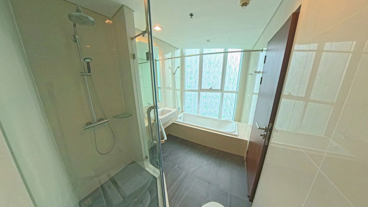 picture For rent: Le Luk Condo, 2BR/2BA, 84 sq.m. near BTS Phra Khanong - 9/11