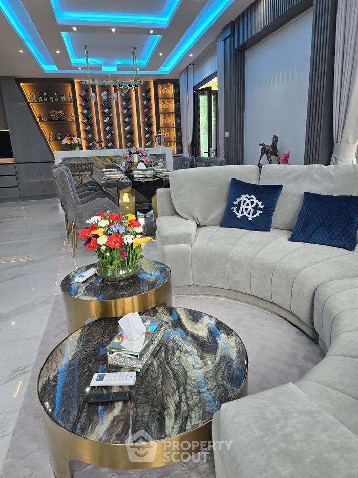 รูป บ้าน 3-ห้องนอน ที่ เดอะ แกรนด์ 9 ใกล้ เมืองพัทยา (ID 2165956) - รูปที่ 7/13