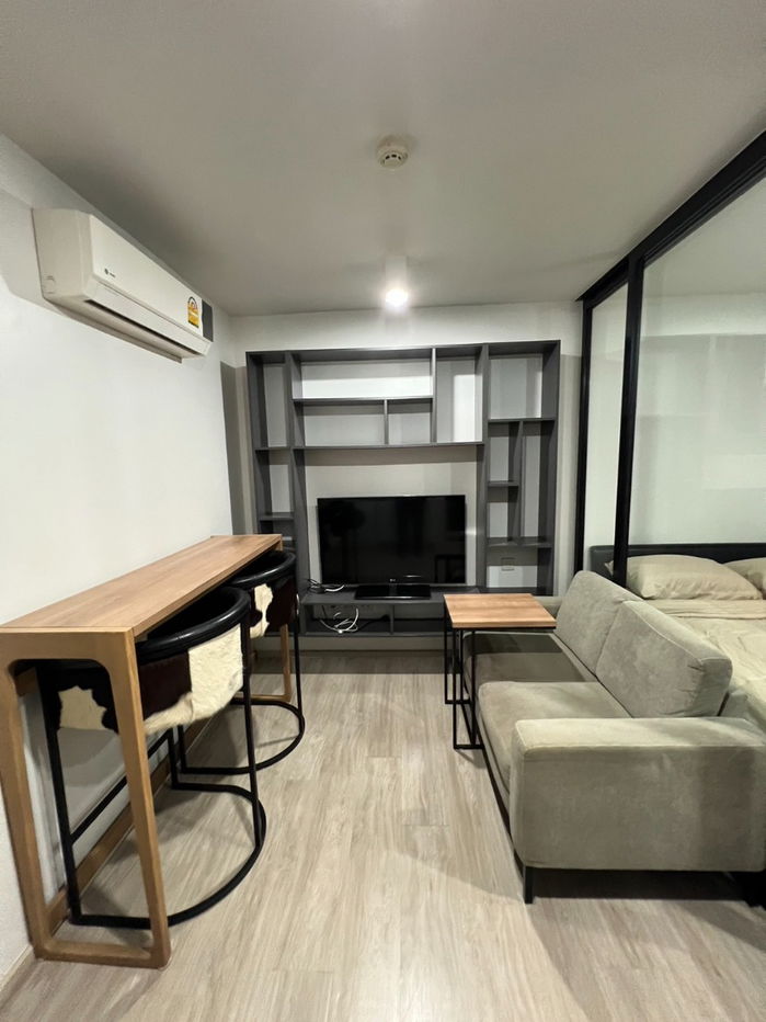 picture R5277 For rent Maestro 02 Ruamrudee Ploenchit  1bed 1bath 23k - 2/10