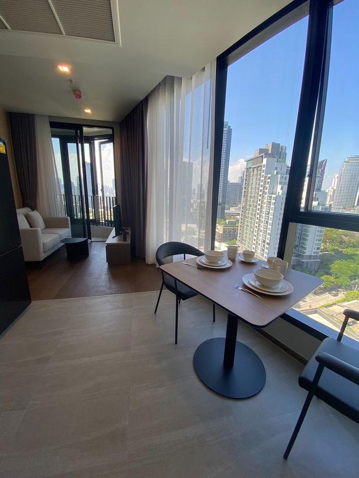 picture 🌇 Chic & Luxury Condo in the Heart of Bangkok 💓 Ideo Q Sukhumvit 36 ✨ Stunning View, Prime Location 🔥 Just Steps from BTS Thonglor 🚆 - 3/7