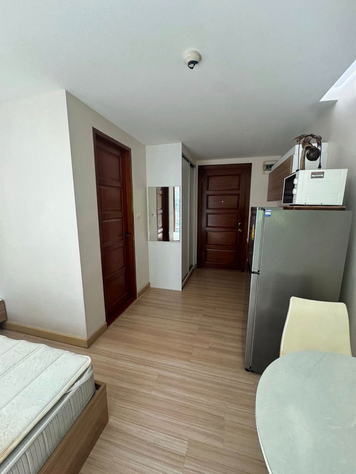 รูป ECH250521 ปล่อยเช่า : คอนโด Emerald Residence Ratchada ใกล้ MRT ห้วยขวาง เฟอร์เครื่องใช้ไฟฟ้าครบพร้อมอยู่ - รูปที่ 6/10