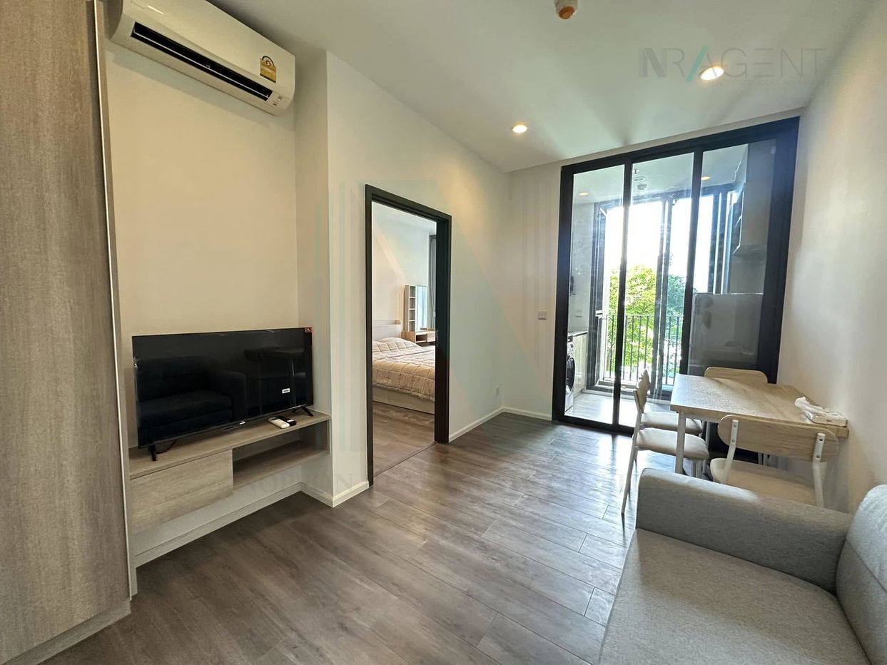 picture 🔺 For Rent Condo WHIZDOM ESSENCE SUKHUMVIT Building 1, Floor 7,1 bed room, Room size 35 sqm - 4/8