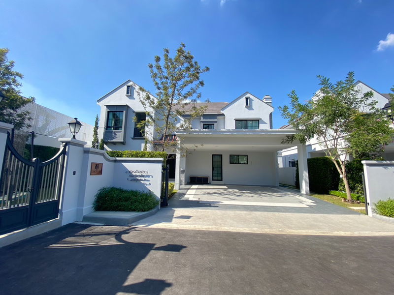 Houses for sale : Nantawan Rama 9 - New Krungthepkreetha