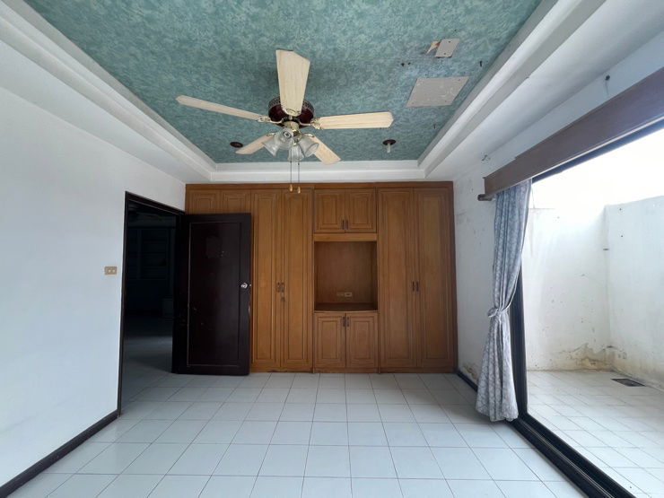 รูป ✨[For Sale] ขายคอนโด 2 ห้องนอน ถูกสุดในโครงการ คันทรี คอมเพล็กซ์ บางนา (Country Complex Bangna) ✨ ที่จอดรถ 2 คัน ใกล้ BTS บางนา  - รูปที่ 4/25