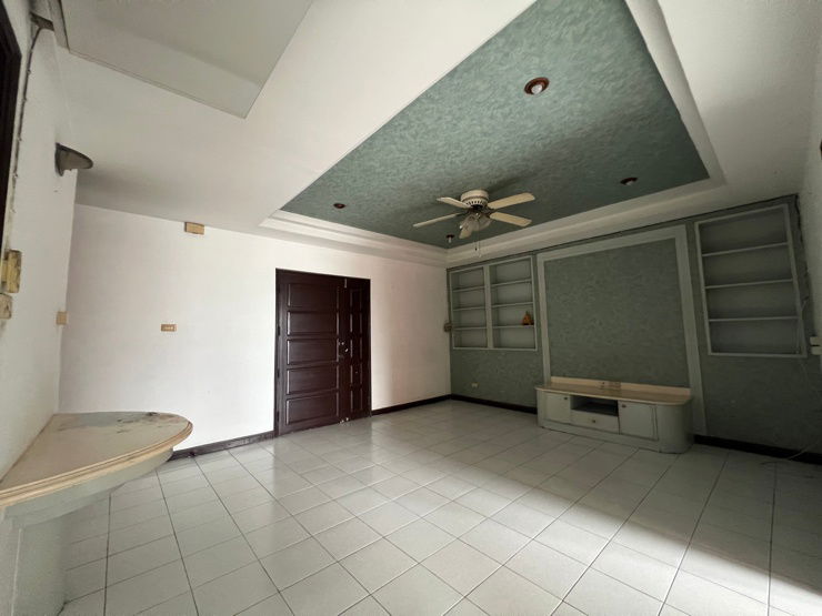 รูป ✨[For Sale] ขายคอนโด 2 ห้องนอน ถูกสุดในโครงการ คันทรี คอมเพล็กซ์ บางนา (Country Complex Bangna) ✨ ที่จอดรถ 2 คัน ใกล้ BTS บางนา  - รูปที่ 3/25