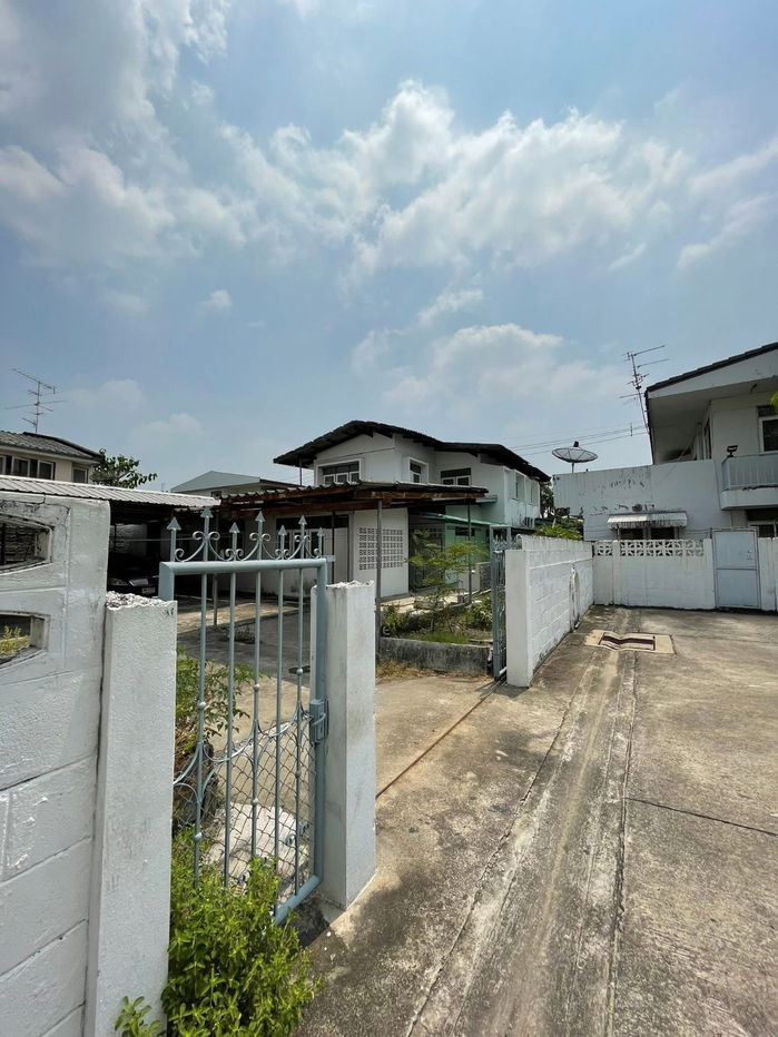 picture #R5195 House for rent  Amonphan 9 Village (Lat Phrao) - 7/24