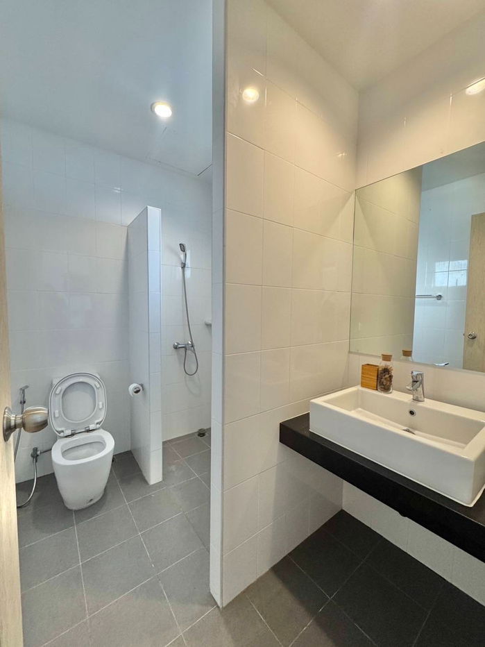 รูป 🏡ทาวน์โฮมตามสภาพ โซนถลาง ใกล้โรบินสัน สภาพดีพร้อมเข้าอยู่  เดินทางสะดวก ใกล้สิ่งอำนวยความสะดวกครบ 🏡  - รูปที่ 18/19