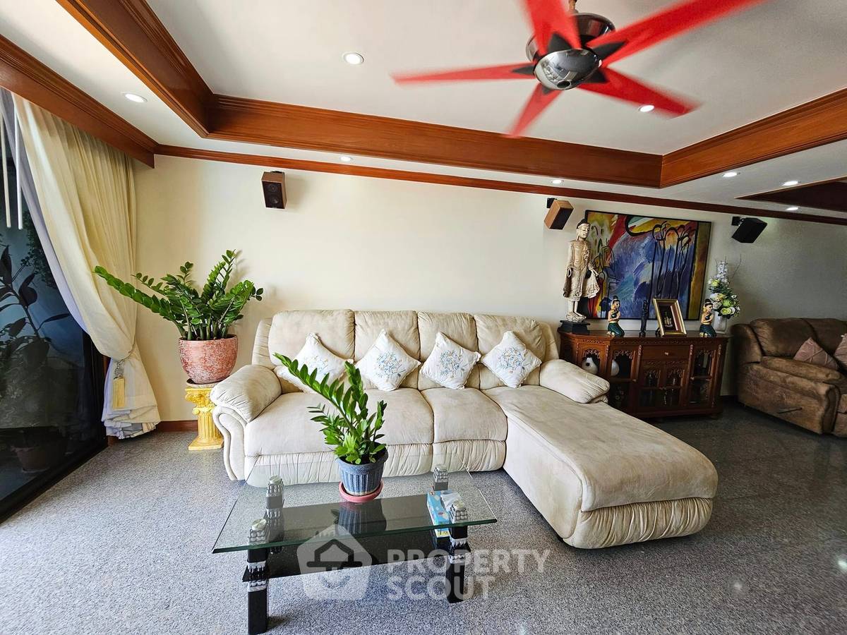 รูป คอนโด 2-ห้องนอน ที่ จอมเทียน พลาซ่า คอนโดเทล ใกล้ หาดจอมเทียน (ID 1536857) - รูปที่ 8/11