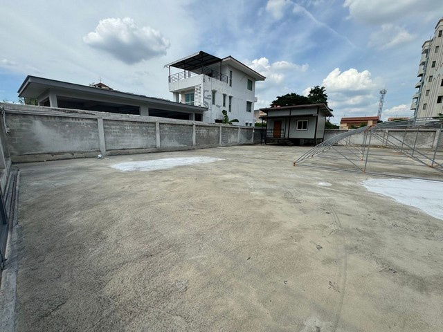 picture FOR RENT  LAND PROPERTY  33000 BAHT per MONTH - 3/8