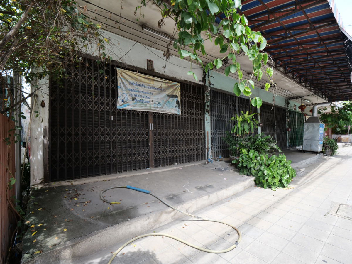 รูป ขายอาคารพานิชย์ 3.5 ชั้น 19 ตรว. ซอยกำนันแม้น ราคาดีที่สุดในย่านนี้ ขายเพียง 2.2 ล้าน หน้ากว้าง 4 เมตร พื้นที่ใช้สอยประมาณ 220 ตรม.  - รูปที่ 74/80