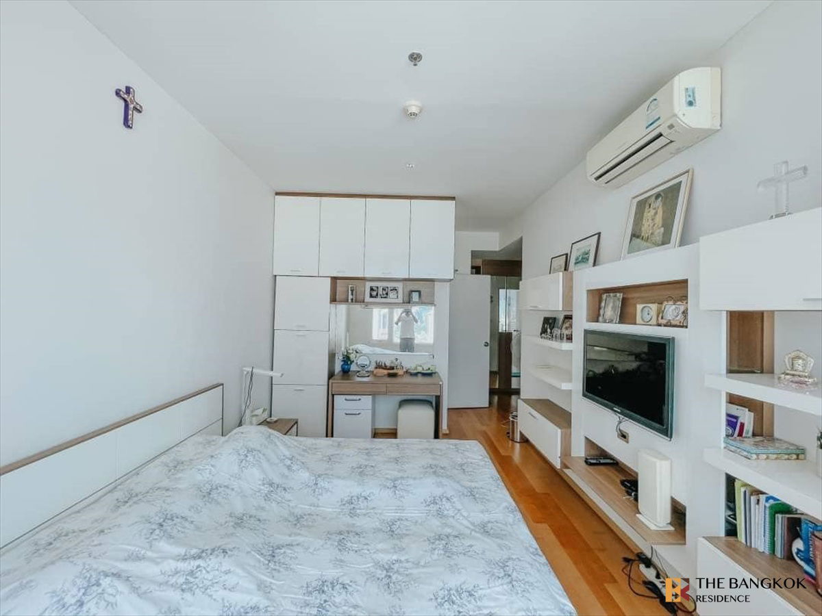 picture Beautiful corner unit on a high floor at Villa Ratchathewi, near BTS Phaya Thai - 1/8