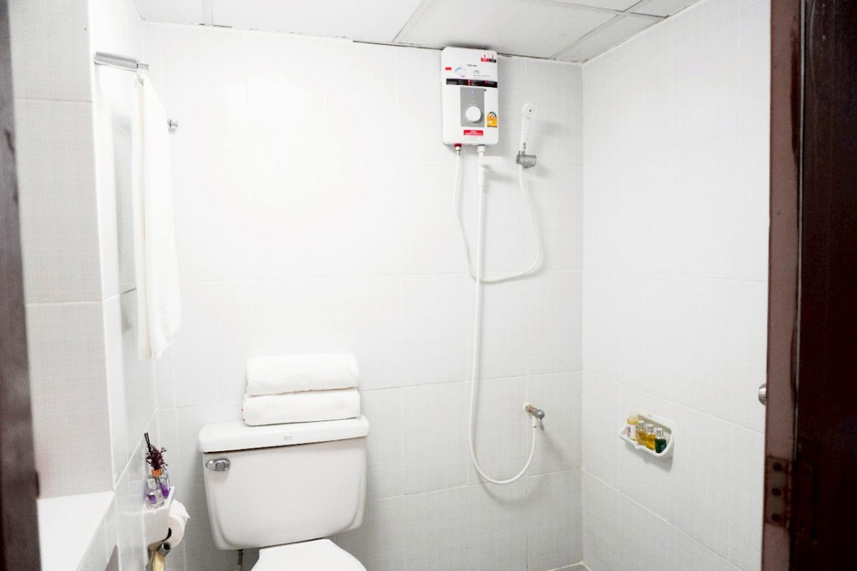 picture  Condo location near BTS Phaya Thai & Airport Link - 7/7