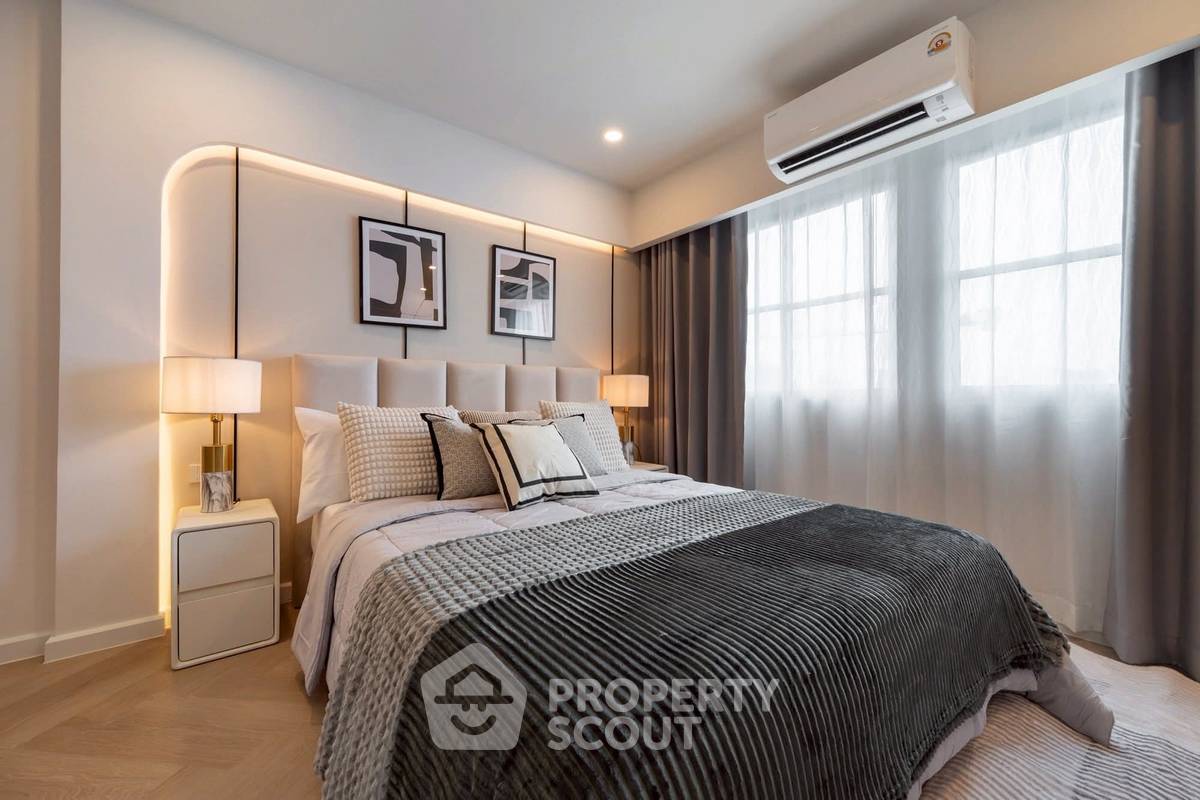 picture 4-BR Condo at The Executive Regent in Chong Nonsi (ID 2209864) - 10/14