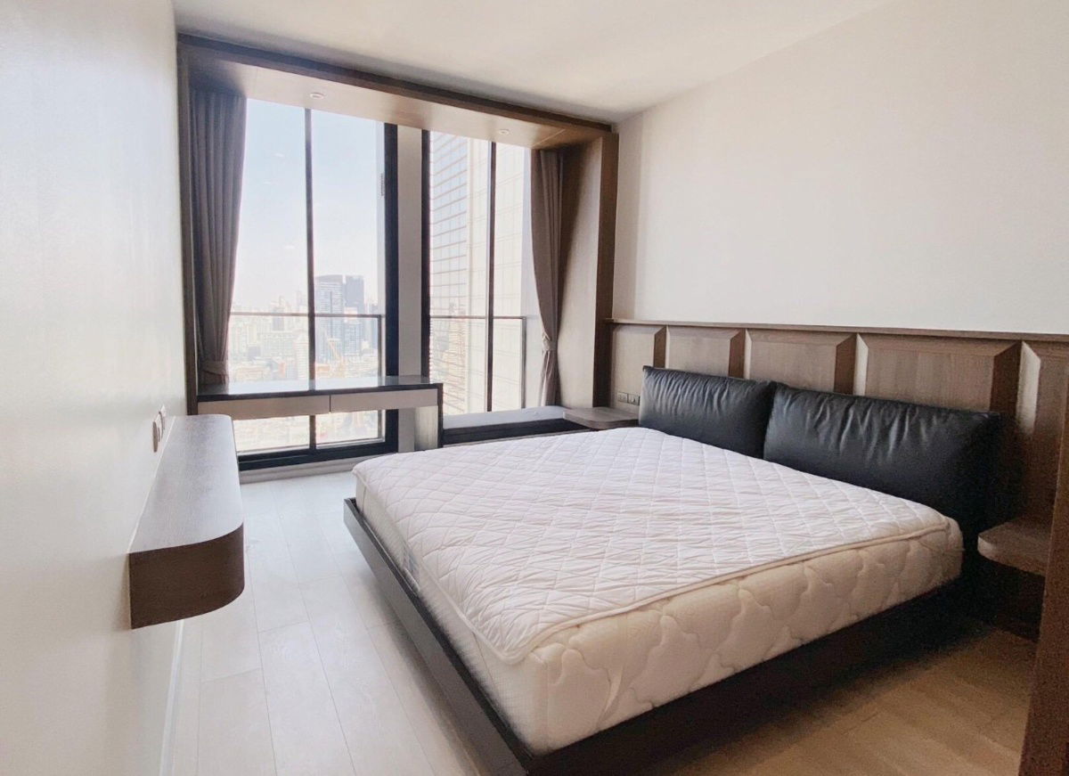 picture Noble                     Ploenchit  - 2/6