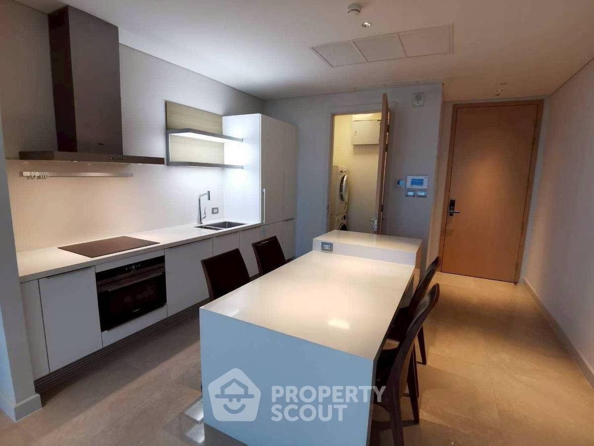picture 1-BR Condo at Sindhorn Residence near BTS Ratchadamri (ID 2210482) - 2/5