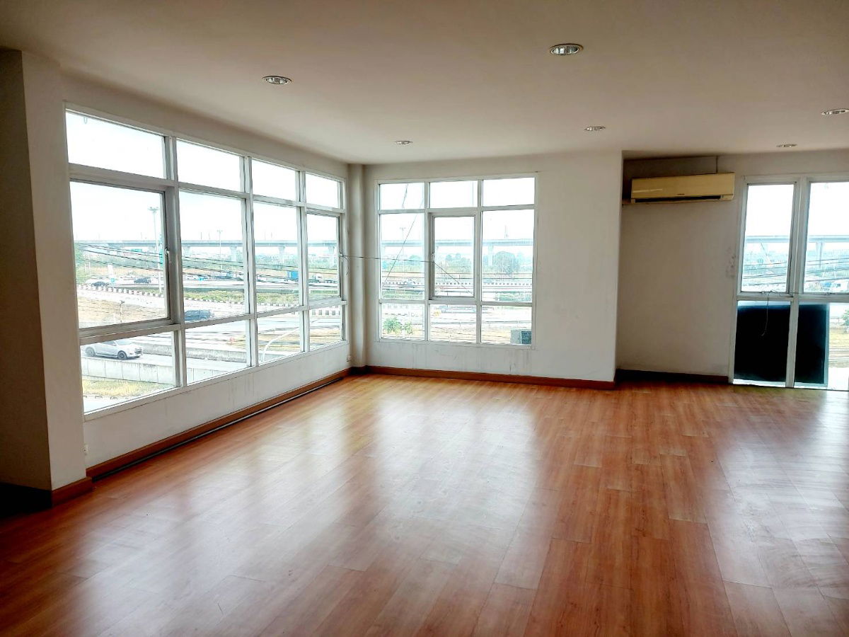 รูป 🏢 ขายโฮมออฟฟิศ 4 ชั้น หลังมุม โครงการอาเคเดีย ออฟฟิศ แอท โฮม ลาดกระบัง รหัสทรัพย์ : 88543 | ราคาเพียง 15,000,000 บาท (ราคาต่อรองได้) - รูปที่ 5/14