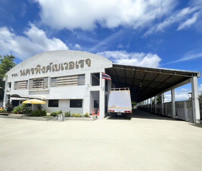 รูป ขายโกดังพร้อมสำนักงาน ทำเลดี เดินทางสะดวก ใกล้แยกสารฎีขาเข้าเชียงใหม่ - รูปที่ 2/13