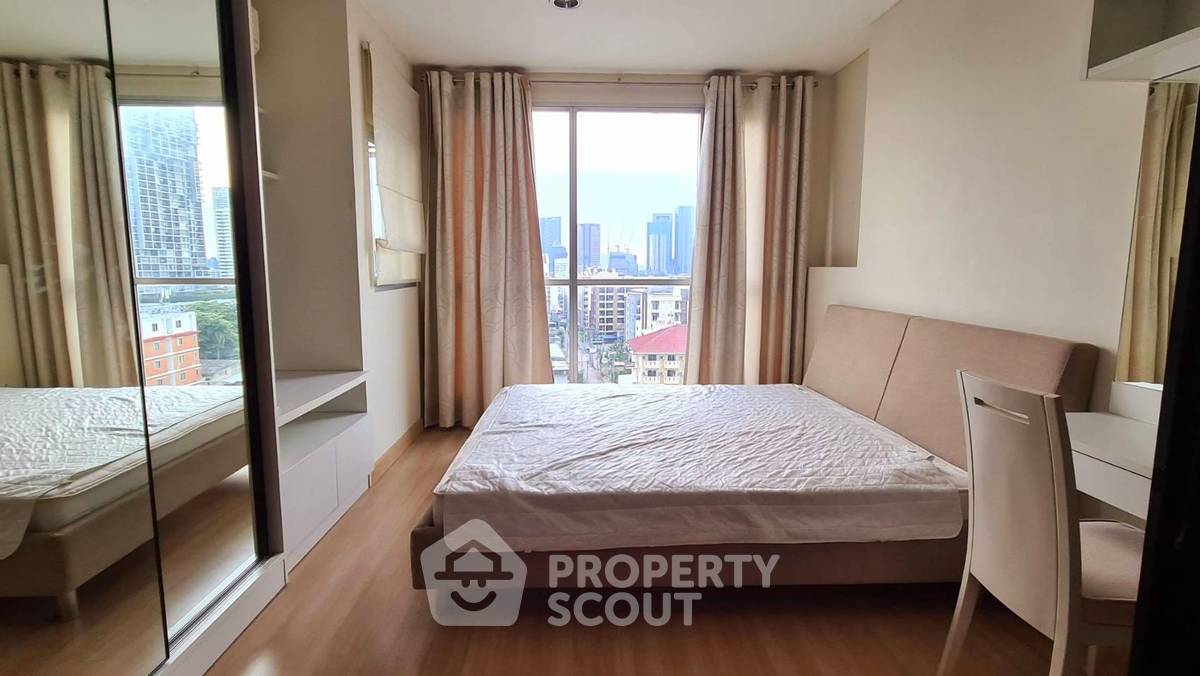 picture 1-BR Condo at Life @ Ladprao 18 near MRT Lat Phrao (ID 894484) - 12/12