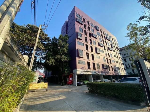 picture Rent  The Privacy Pracha Uthit-Suksawat  - 13/13